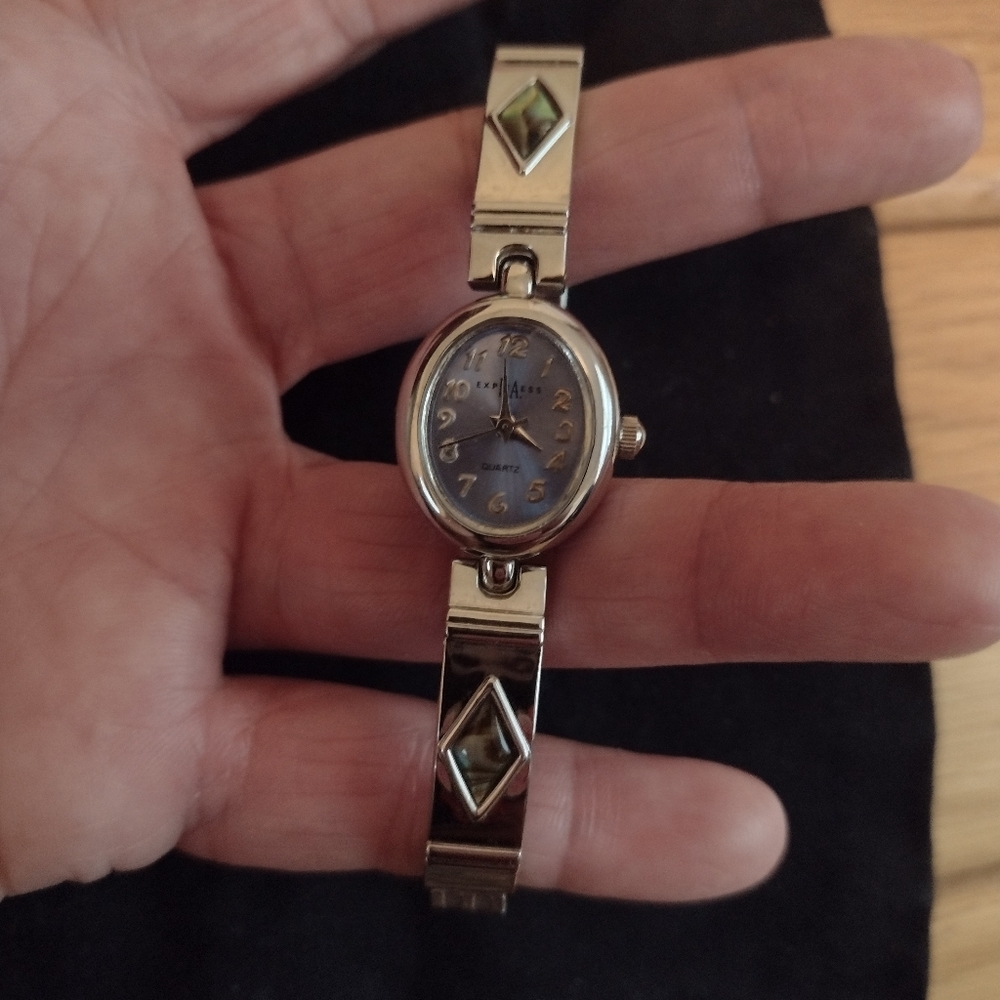 LA Express Watch